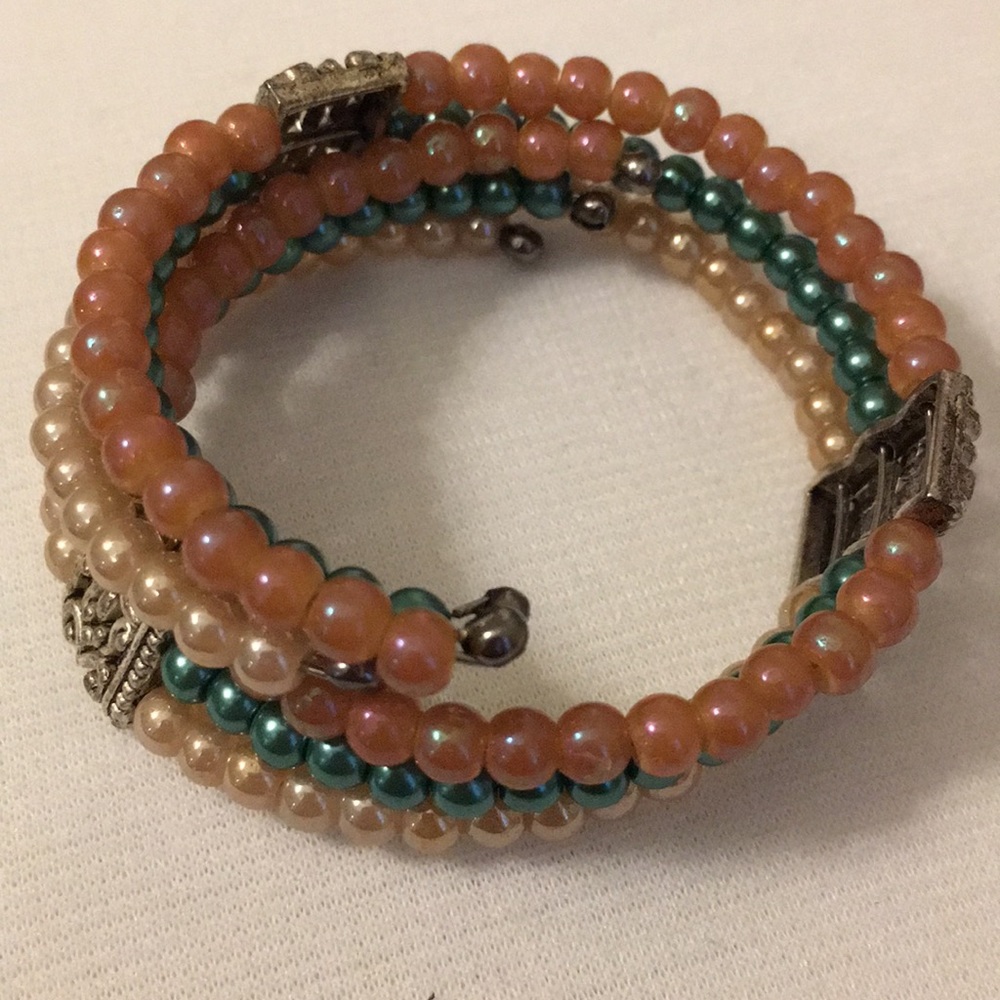 Silver Green Pink and Cream Pearl Wrap Bracelet - Picture 3 of 8